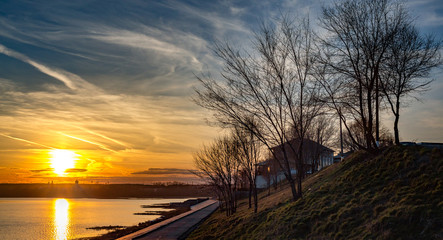 Fototapeta premium autumn sunset