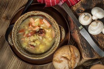 The sour soup made of rye flour.