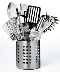 SELECTION OF METAL KITCHENWARE