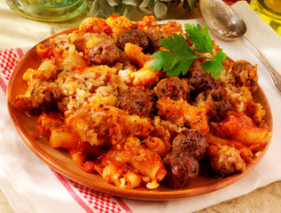 PENNE WITH MEATBALLS