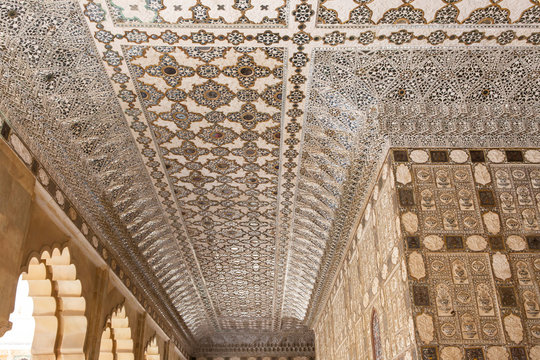 Sheesh mahal