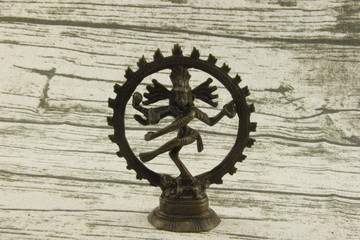 Fototapeta na wymiar Nataraja, danse cosmique de Shiva 