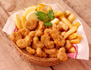 BASKET OF SCAMPI AND CHIPS