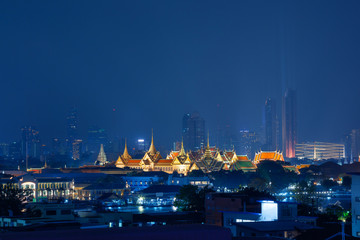 Fototapeta premium Bangkok city with Temple of the Emerald Buddha