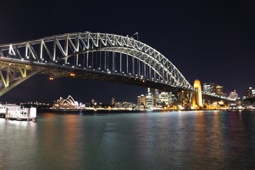 Naklejka na ściany i meble Sydney Harbour bridge