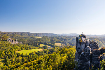 Sächsische Schweiz, Blick vom Ferdinandstein auf den Felsen Mönch