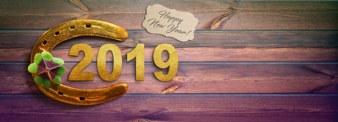 Hufeisen bringt Glück! © Thaut Images