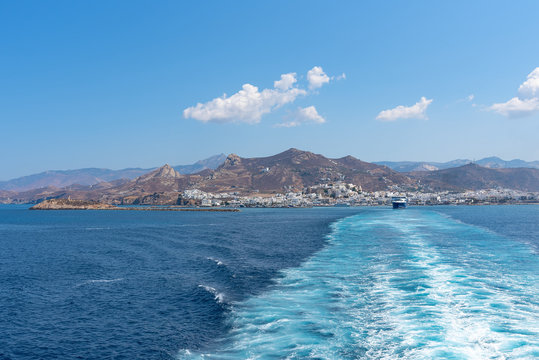 Nasso bay and harbor - Cyclades island - Aegean sea - Naxos - Greece