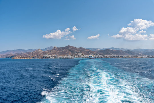 Nasso bay and harbor - Cyclades island - Aegean sea - Naxos - Greece