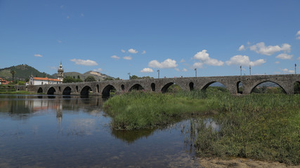 Fototapeta na wymiar Puente Romano de Ponte de Lima, Portugal