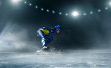 Short track speed skating