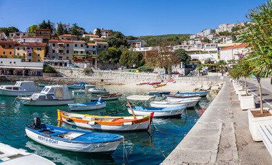 Fototapeta na wymiar Hafen von Rabac, Kroatien