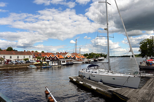 am idyllischen Hafen von Askersund Schweden
