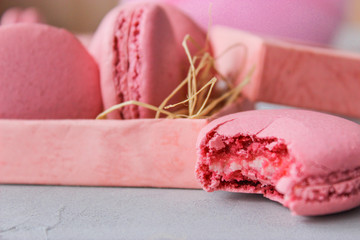 delicate macaroni cake