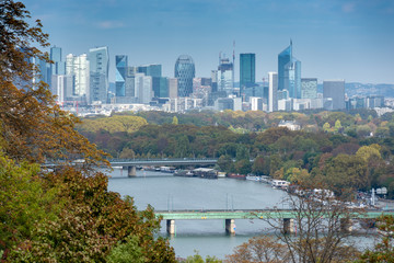 Fototapeta na wymiar Business district of La Defense, the river Seine in the foreground, Paris, France 