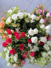 Beautiful artificial flowers that look real for their color