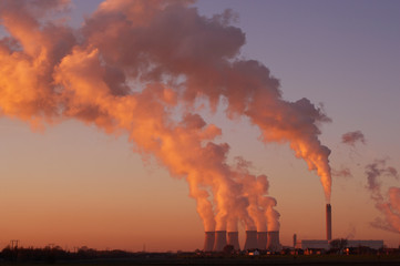 DRAX COAL FIRED POWER STATION AT SUNSET SELBY NORTH YORKSHIRE ENGLAND