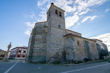 Fototapeta na wymiar Church of Santa Maria in Boadilla del Camino in Palencia