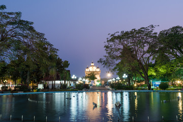 Fototapeta na wymiar Beautiful architecture Patuxay(Victory Gate) in Vientiane, Laos