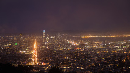 Fototapeta na wymiar Panoramic view of downtown San Francisco, seen from Twin Peaks.