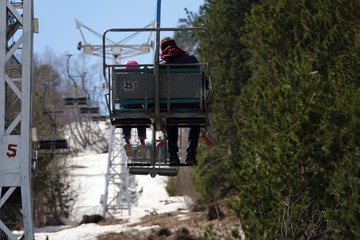 lift to the mountain