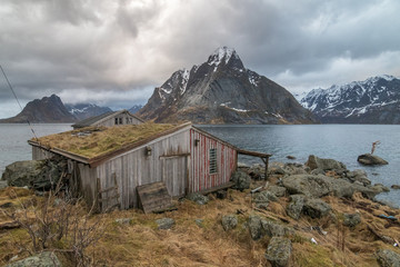 Cabane de pêcheur abandonnée