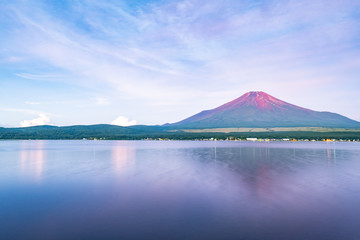 富士山と山中湖