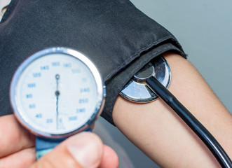 Sphygmomanometer