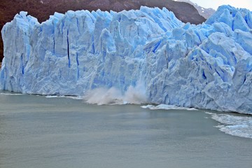 Fototapeta na wymiar Glaciar