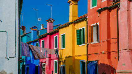 Fototapeta na wymiar Colorful houses on the island of Burano, in Venice, Italy