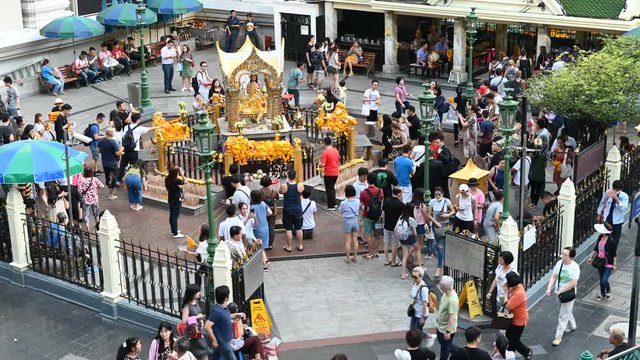 4K Time lapse of Erawan Shrine a famous place for worship Hindu god