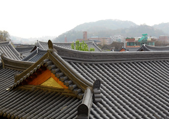 Fototapeta na wymiar Korean Traditional Building House : Jeonju, South Korea - view of Jeonju Hanok village, South korea. Famous place in Jeonju