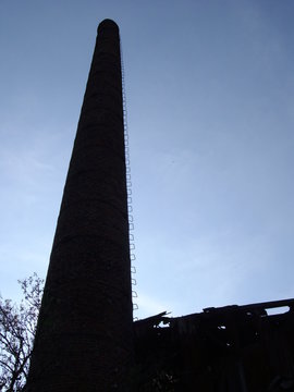 Verlassene Fabrik, Himmel
