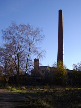 Verlassene Fabrik, Himmel