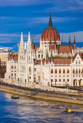 Obraz premium Parlament w Budapeszcie na Węgrzech