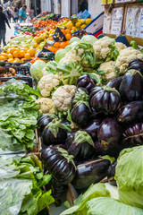 Fototapeta na wymiar Vegetables on market display 
