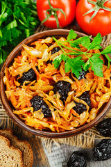 Cabbage stewed with prunes