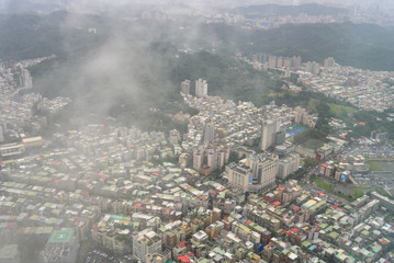 台湾・街並み・ビル群・雲・空