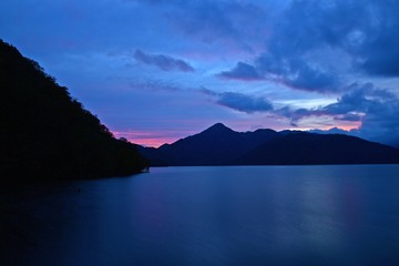中禅寺湖畔の夕焼けの終焉中禅寺湖畔の夕焼け情景＠奥日光　栃木