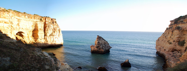 PLAYA DE CARVOEIRO. ALBUFEIRA DE PORTUGAL
