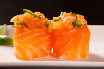 salmon sushi rolls
