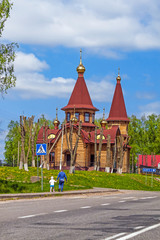 Fototapeta na wymiar Small church near Gomel, Belarus
