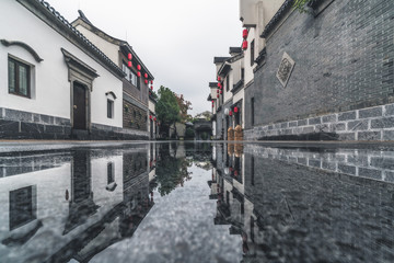 Chinese ancient architecture and reflection