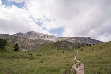 Besteigung des Piz Daint vom Ofenpass, vorbei am Il Jalet über den Westgrad auf den Gipfel (2968m)...