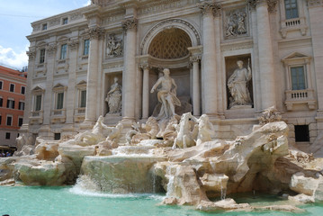 Fototapeta na wymiar Fontana di Trevi, Rome, Italy.