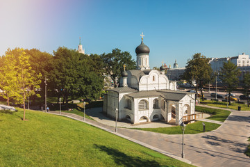 Fototapeta na wymiar Church in Moscow in the park Zaryadye