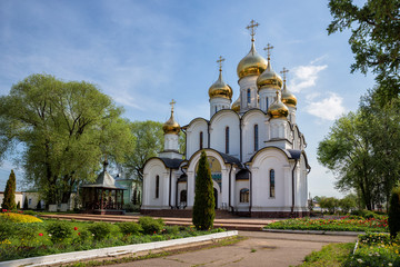 Fototapeta na wymiar St. Nicholas Convent, Cathedral of St. Nicholas, Pereslavl-Zalessky