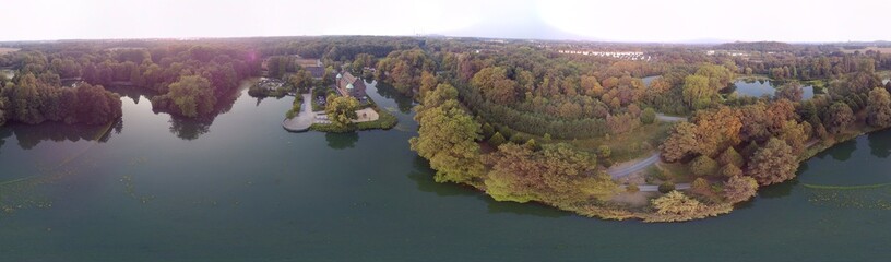 Naklejka premium 360 Grad Schloss Wittringen von oben in VR nutzbar