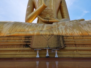 idol monk thailand