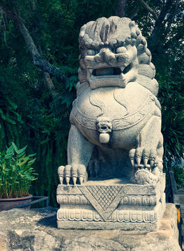 Guardian Lion Foo Fu guard stone statue (cross process)